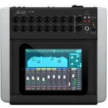 Behringer X18 audio mixer 18 channels