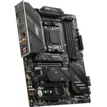 MSI MAG X670E TOMAHAWK WIFI motherboard AMD...