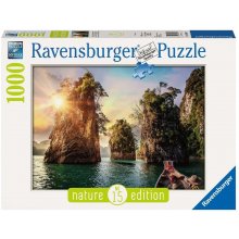 Ravensburger Three scales in Cheow, T...