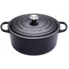 Le Creuset Signature Round Casserole baking...