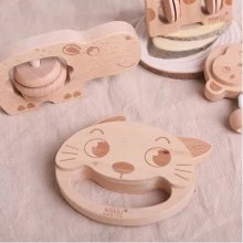IWood Grasping Rattle Cat