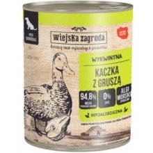 Wiejska zagroda Duck with pear - wet dog...