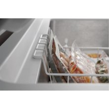 Холодильник Whirlpool WHM221133 Freezer