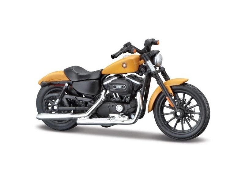 Maisto 2014 Harley Davidson Sportster Iron 883 Motorcycle