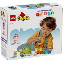 LEGO 10419 DUPLO Beekeeping and Hives...