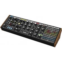 Behringer MODEL 15 - analogue synthesiser