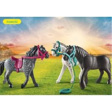 Playmobil 70999 3 horses: Friesian...