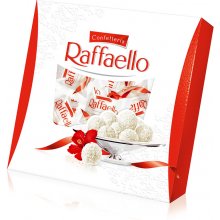 RAFFAELLO kookoshelvestega kaetud...