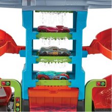Hot Wheels City Mega Car Wash with 1 Color...