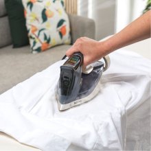 Beldray BEL01982VDE Digital Steam Iron 3200W
