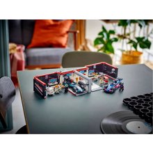 LEGO F1 Garage & Mercedes-AMG & Alpine Cars