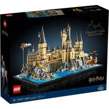 LEGO - Harry Potter - Hogwarts Castle and...