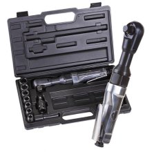 Aerotec 1/2 inch ratchet set in case