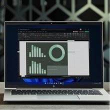 Ноутбук HP EliteBook 845 G9 14" WUXGA IPS...