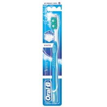 Oral-B 3D White Medium 40 toothbrush Blue...