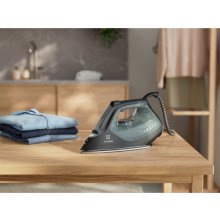 Утюг Electrolux Iron E7SI2-6OG