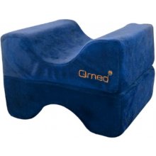Qmed Expandable cushion between the knees...
